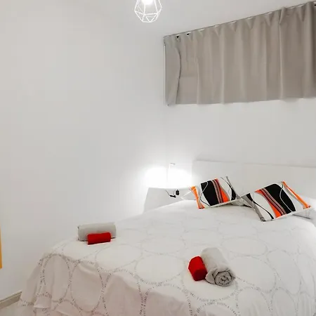 Ocean View, Playa San Juan. Appartamento *